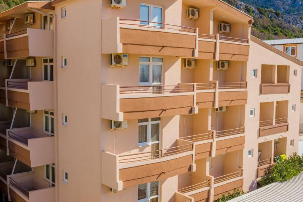 STUDIO APARTMANI LARA